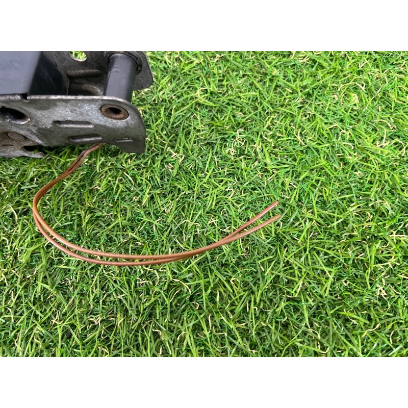 Замок капота (кузов и элементы) Volkswagen Touareg NF 2012 3.6 CGRA 7P6823509C