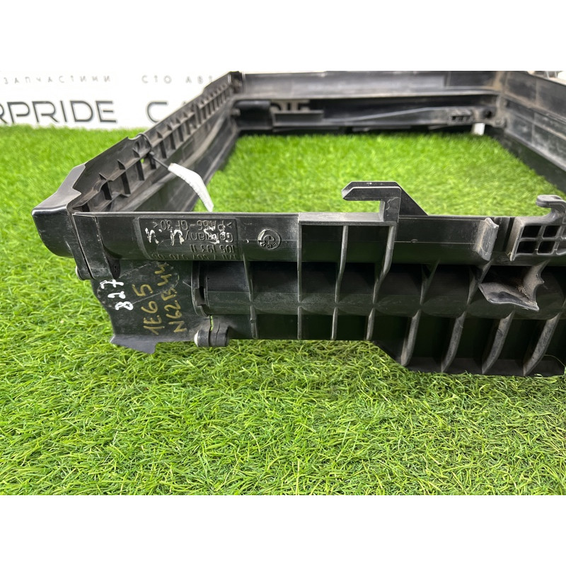 Рамка радиатора (кузов и элементы) BMW 7-series E65 N62B44 17117507970