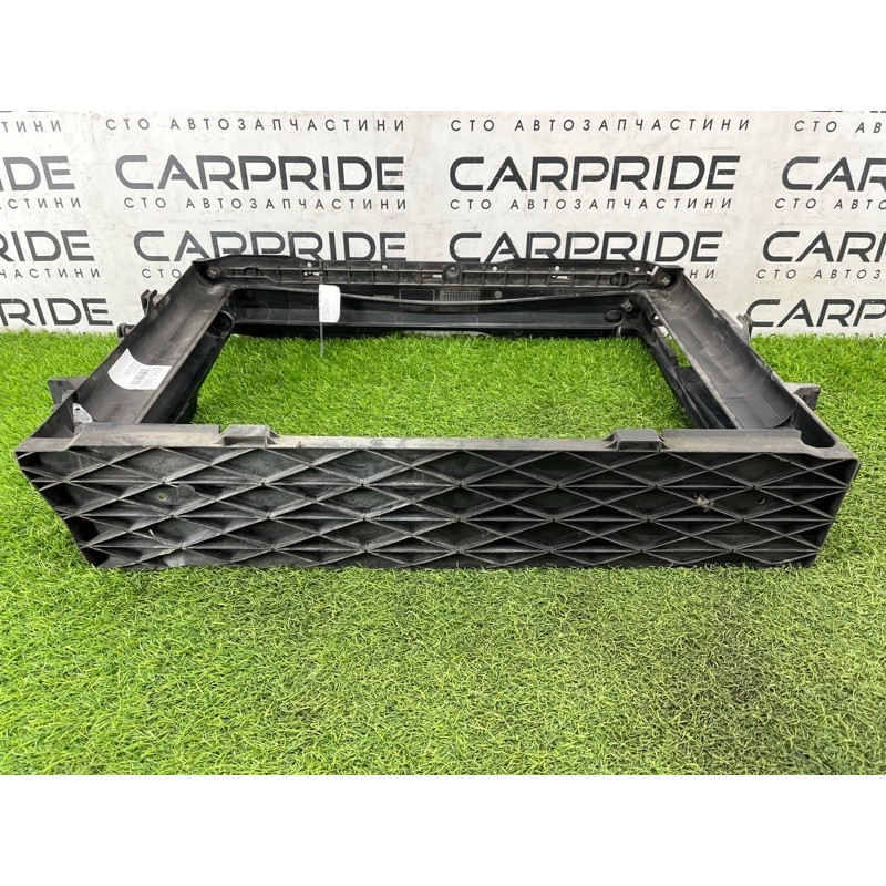 Рамка радиатора (кузов и элементы) BMW 7-series E65 N62B44 17117507970