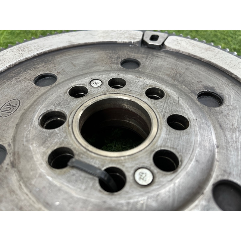 Маховик (двигун та елементи) BMW 3-series E46 M43b18 21207508409