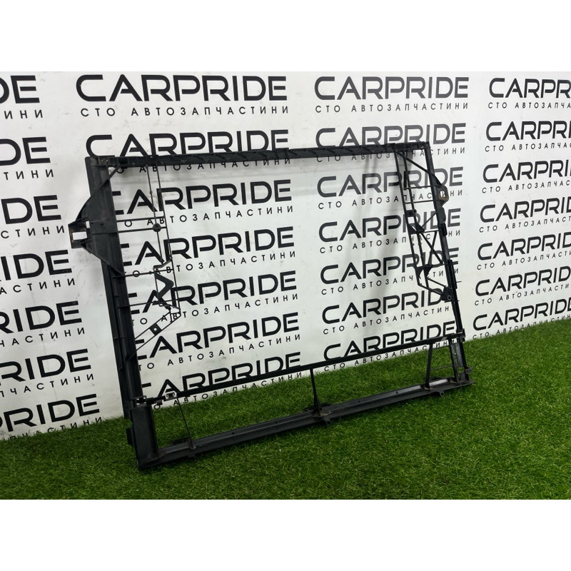 Рамка радиатора (кузов и элементы) Volkswagen Touareg NF 2012 3.6 CGRA 7P0121093D