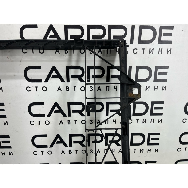 Рамка радиатора (кузов и элементы) Volkswagen Touareg NF 2012 3.6 CGRA 7P0121093D