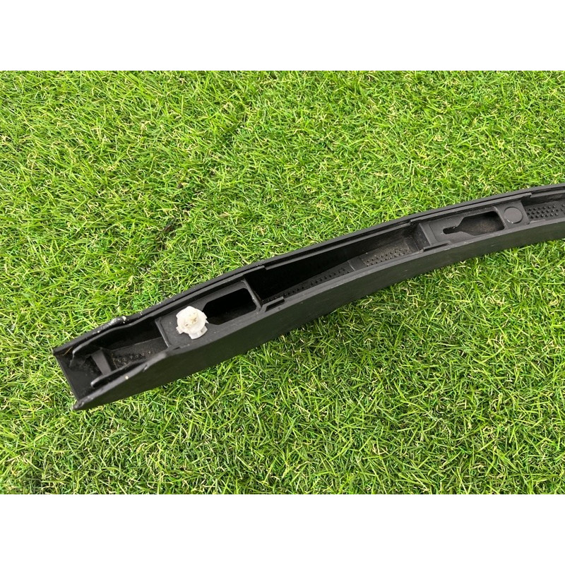 Накладка на крыло (кузов и элементы) Volkswagen Touareg NF 2011 3.0 TDI 7P6854820B9B9