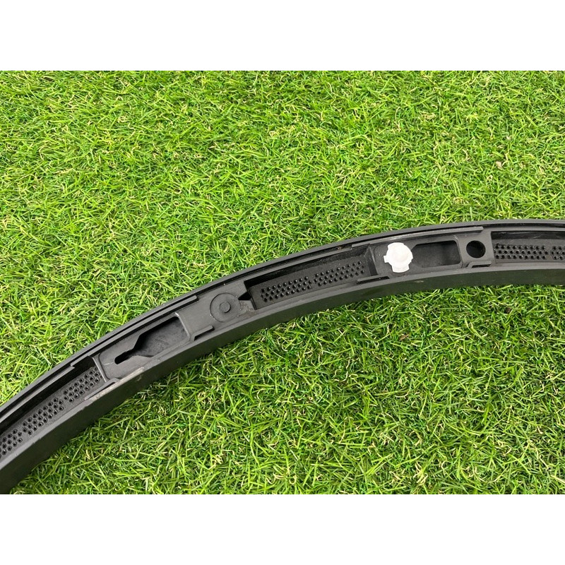 Накладка на крыло (кузов и элементы) Volkswagen Touareg NF 2011 3.0 TDI 7P6854820B9B9