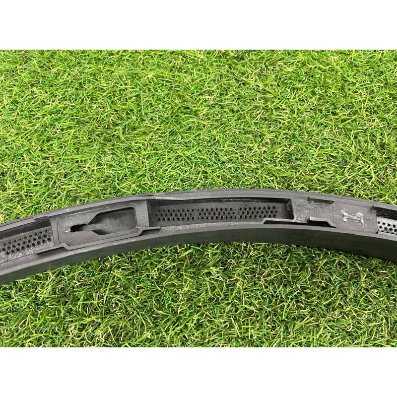 Накладка на крыло (кузов и элементы) Volkswagen Touareg NF 2011 3.0 TDI 7P6854820B9B9