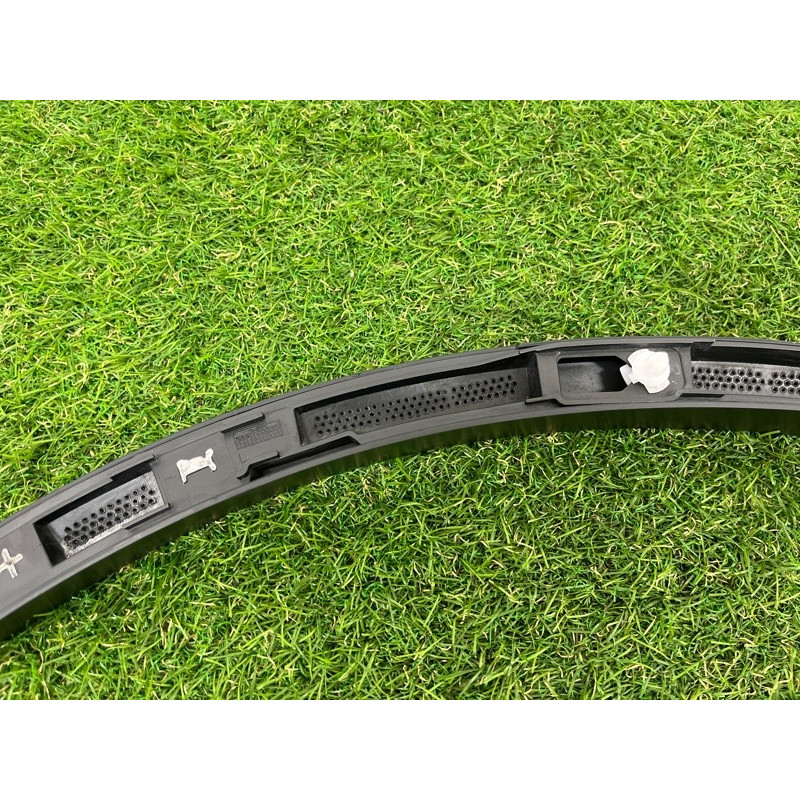 Накладка на крыло (кузов и элементы) Volkswagen Touareg NF 2013 3.6 7P6854819B9B9