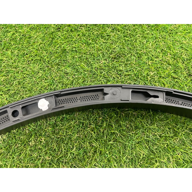 Накладка на крыло (кузов и элементы) Volkswagen Touareg NF 2013 3.6 7P6854819B9B9