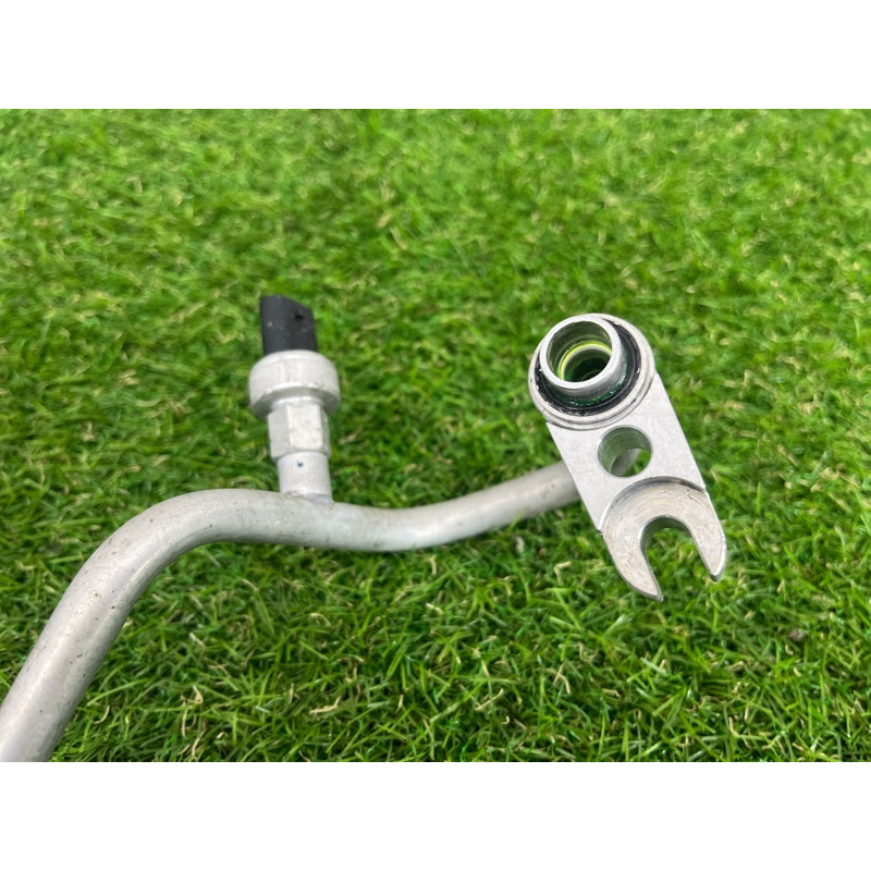 Трубка кондиционера (отопление и кондиционирование) Jeep Grand Cherokee WK2 2017 3.6 68161177AB