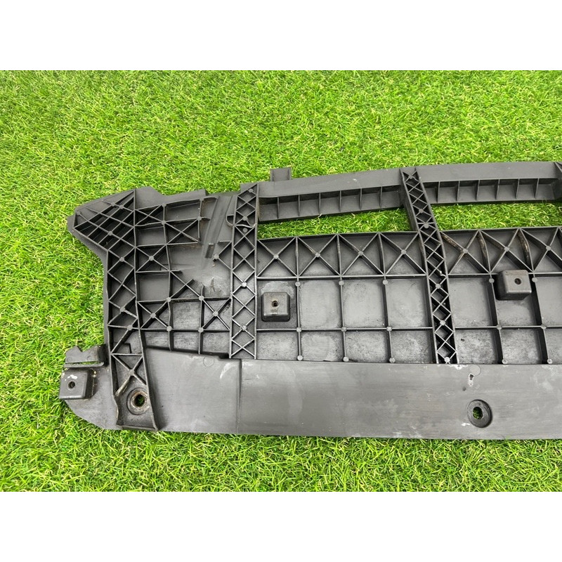 Защита бампера (кузов и элементы) AUDI Q5 8R 2012 3.2 CALB 8R0807233A