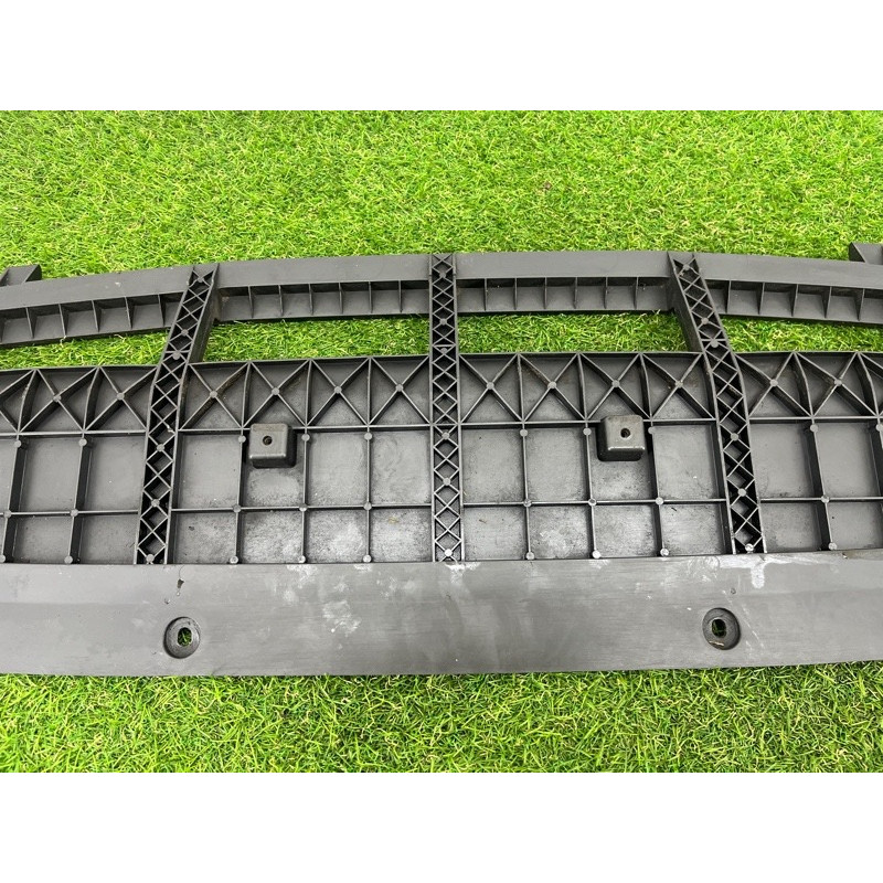 Защита бампера (кузов и элементы) AUDI Q5 8R 2012 3.2 CALB 8R0807233A