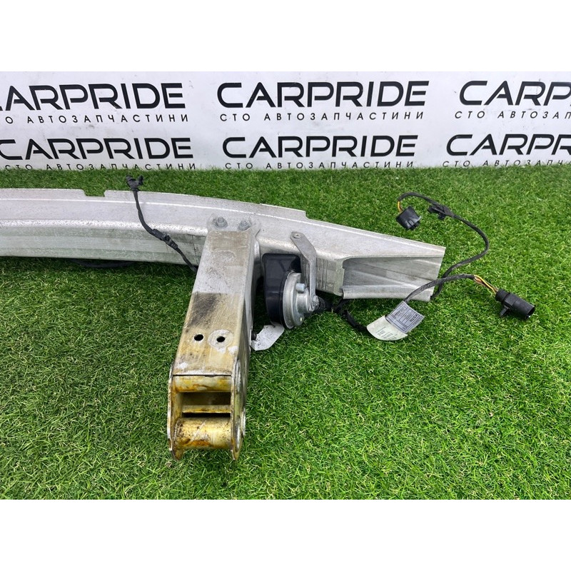 Усилитель бампера (наружные элементы кузова) BMW 5-series Gran Turismo F07 2011 3.0 N55B30 51117200742