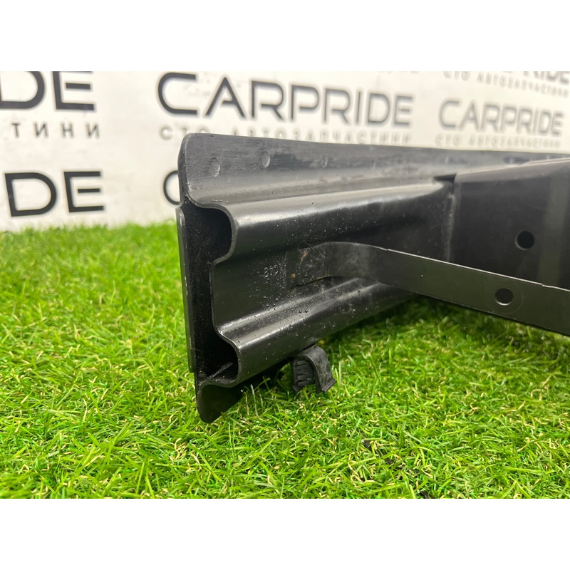 Підсилювач бампера (зовнішні елементи кузова) BMW 3-series E93 2008 3.0 N54 51117267672