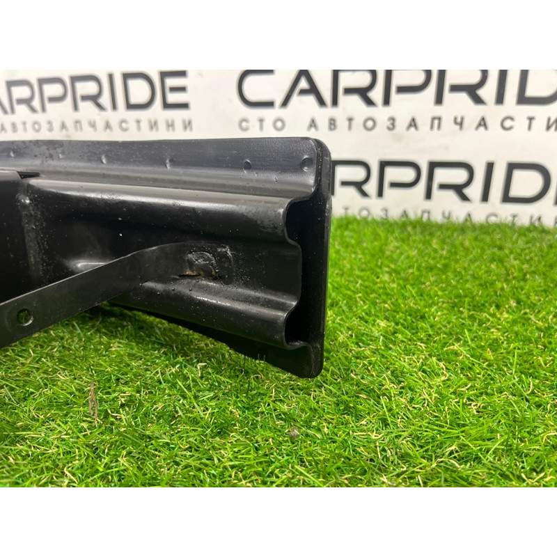 Підсилювач бампера (зовнішні елементи кузова) BMW 3-series E93 2008 3.0 N54 51117267672