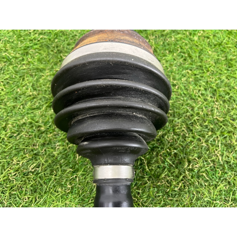 Привод (трансмиссия) AUDI A4 B8 2012 2.0 CAEB 8K0407271AJ