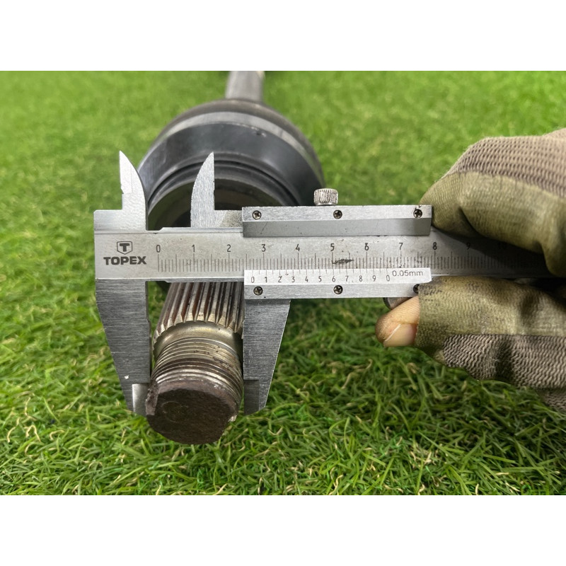 Привод (трансмиссия) BMW X5 E70 2009 4.8 N62N 33208609839