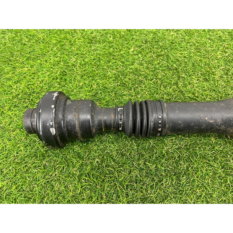 Карданный вал (трансмиссия) Volkswagen Touareg NF 2011 3.0 TDI 7P0521101G