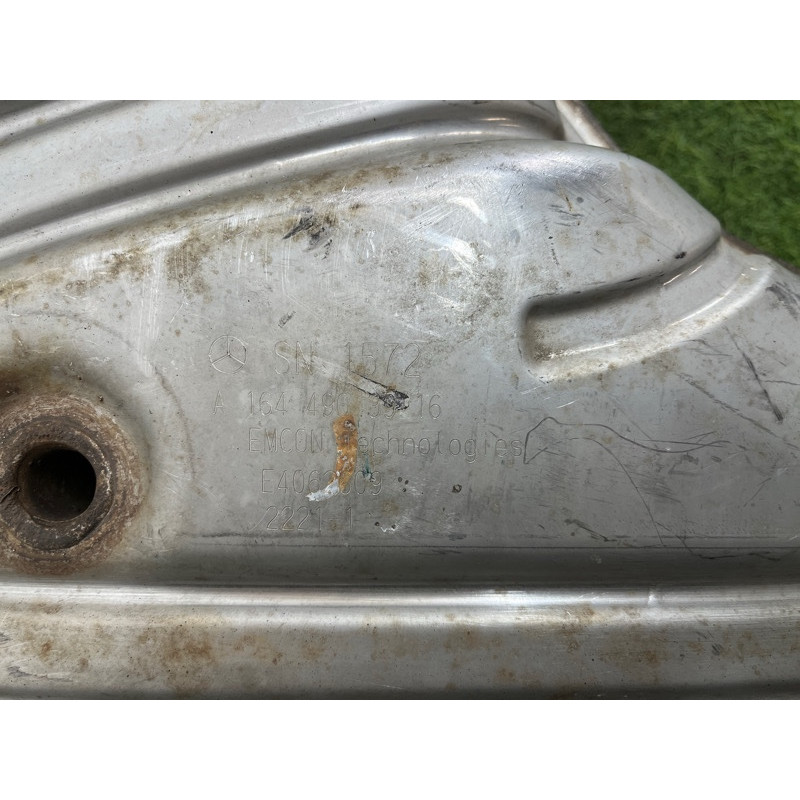 Глушник (вихлопна система) Mercedes-Benz GL X164 2012 4.6 A1644904316