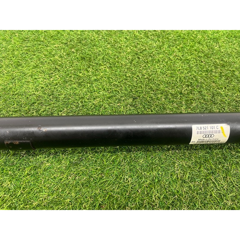 Карданный вал (трансмиссия) AUDI Q7 4L 2011 3.0 CATA 7L8521101C
