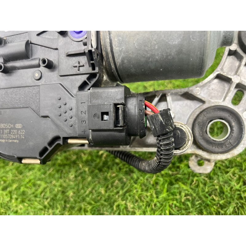 Трапеция дворников (кузов и элементы) Volkswagen Touareg NF 2011 3.0 TDI 7P0955023