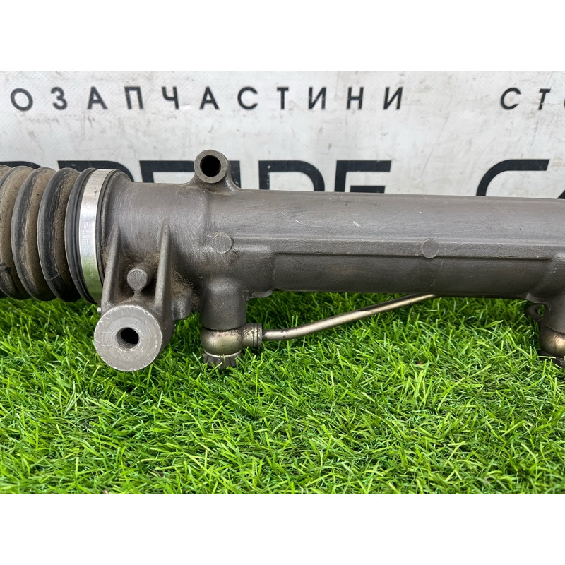Рульова рейка (рульове керування) Volkswagen Passat B5 2000 2.5 8D1422071P