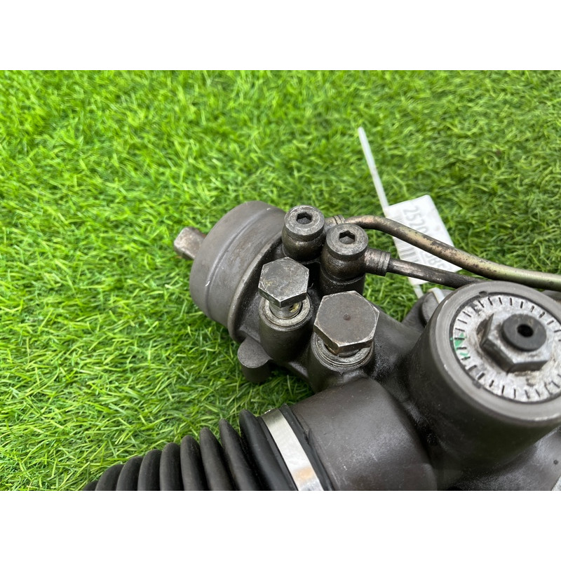 Рульова рейка (рульове керування) Volkswagen Passat B5 2000 2.5 8D1422071P