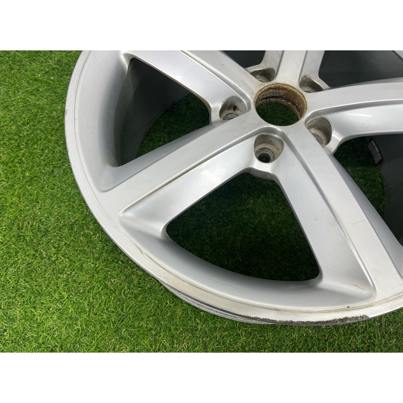 Диск колёсный 5x112 R18 8,0JX18H2 ET47 (диски на авто) AUDI A4 B8 2012 2.0 CAEB 8K0601025Q