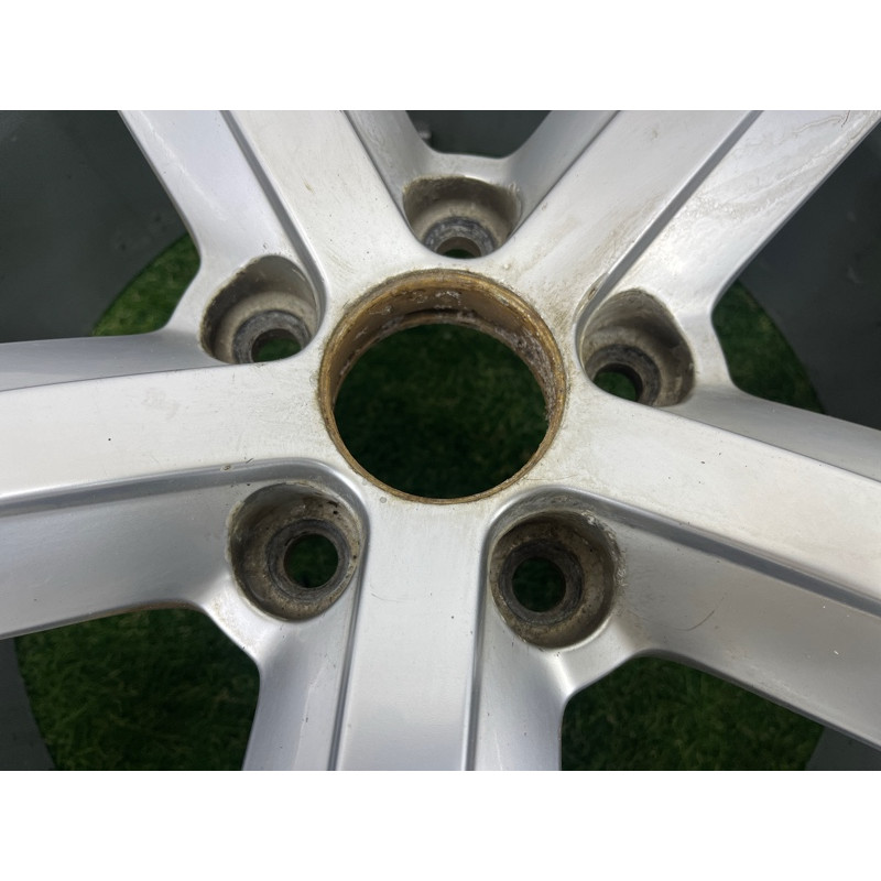 Диск колёсный 5x112 R18 8,0JX18H2 ET47 (диски на авто) AUDI A4 B8 2012 2.0 CAEB 8K0601025Q