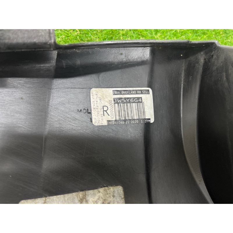 Накладка на порог (кузов и элементы) Jeep Grand Cherokee WK2 2020 3.6 1VN70TZZAC