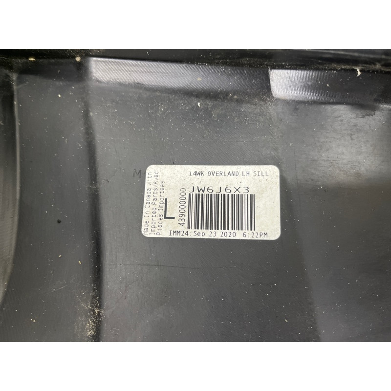 Накладка на поріг (кузов і елементи) Jeep Grand Cherokee WK2 2020 3.6 1VN71TZZAC