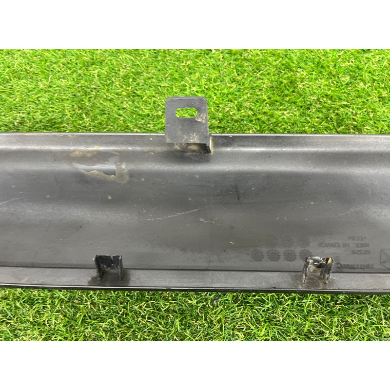 Накладка на порог (кузов и элементы) Jeep Grand Cherokee WK2 2014 3.0 Diesel EXF 1VN71TZZAC