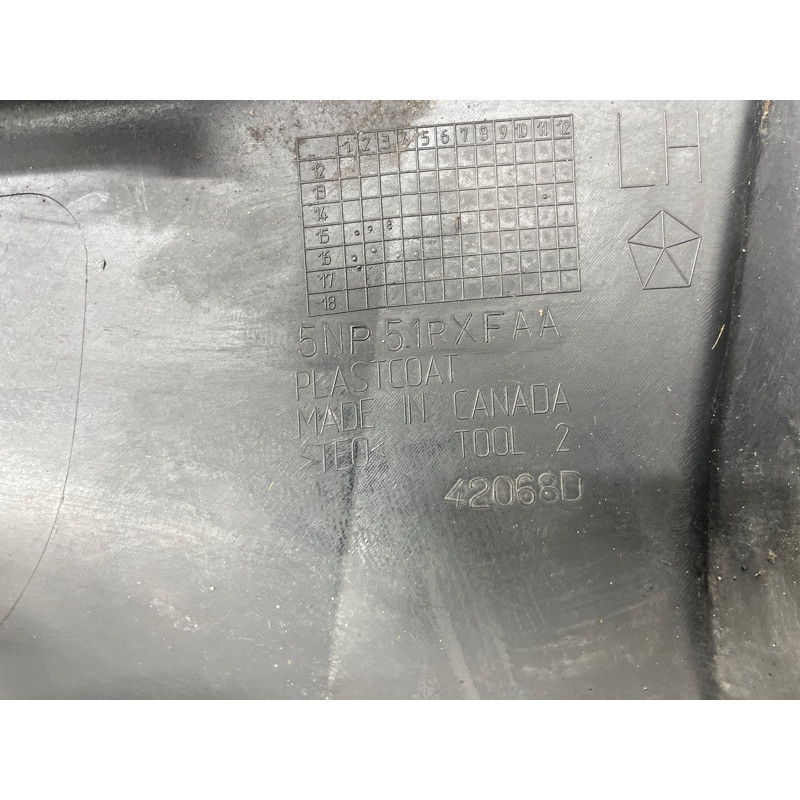 Накладка на порог (кузов и элементы) Jeep Grand Cherokee WK2 2017 3.6 5NP51RXFAA