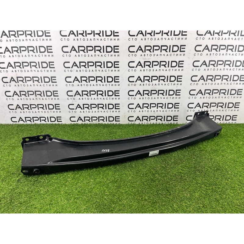 Усилитель бампера (наружные элементы кузова) Volkswagen Touareg NF 2013 3.6 7P0807309A