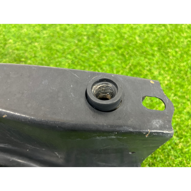 Усилитель бампера (наружные элементы кузова) Volkswagen Touareg NF 2013 3.6 7P0807309A