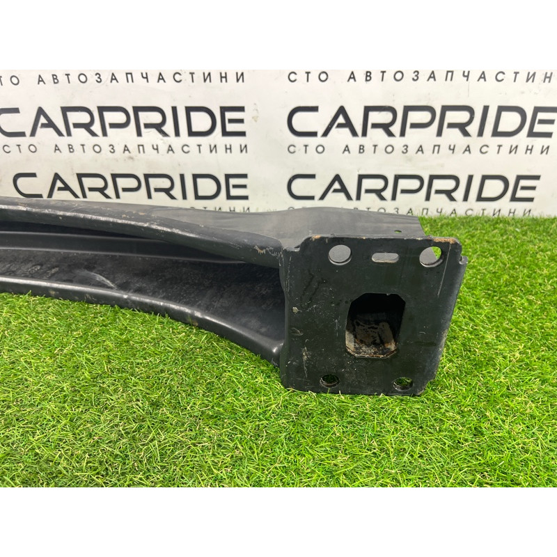 Усилитель бампера (наружные элементы кузова) Volkswagen Touareg NF 2013 3.6 7P0807309A