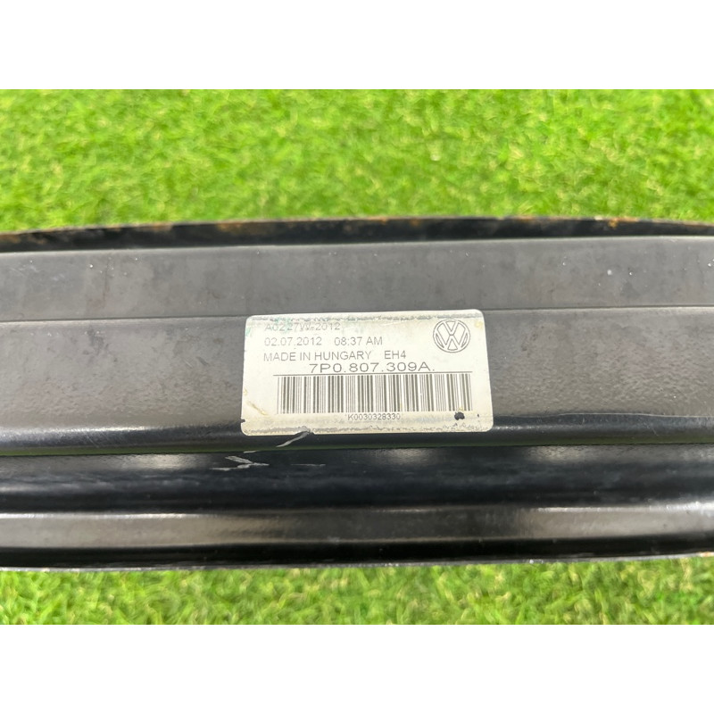 Усилитель бампера (наружные элементы кузова) Volkswagen Touareg NF 2013 3.6 7P0807309A