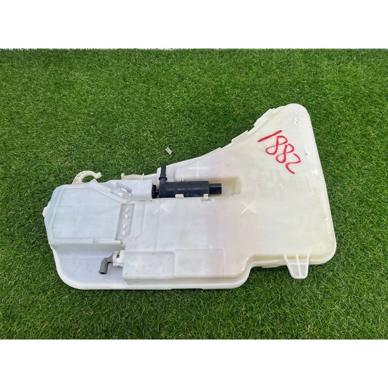 Бачок омывателя (кузов и элементы) BMW 5-series Gran Turismo F07 2011 3.0 N55B30 61667269667