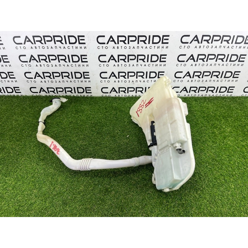 Бачок омывателя (кузов и элементы) BMW 5-series Gran Turismo F07 2011 3.0 N55B30 61667269667