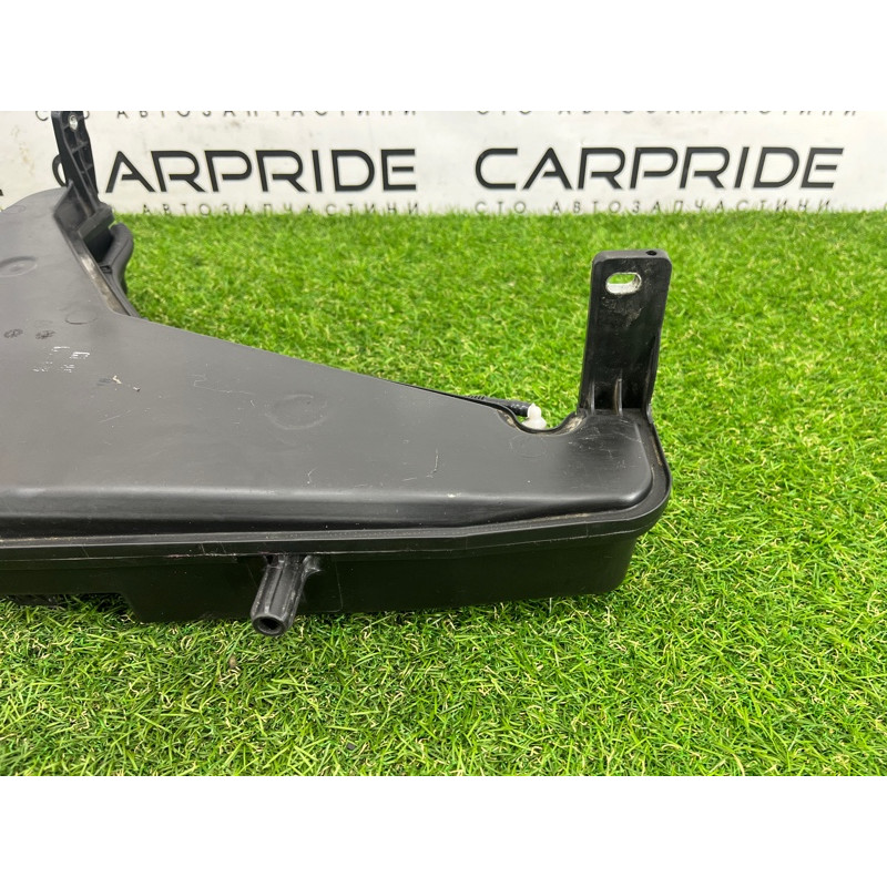 Бачок омывателя (кузов и элементы) AUDI Q5 8R 2012 3.2 CALB 8R0955453B