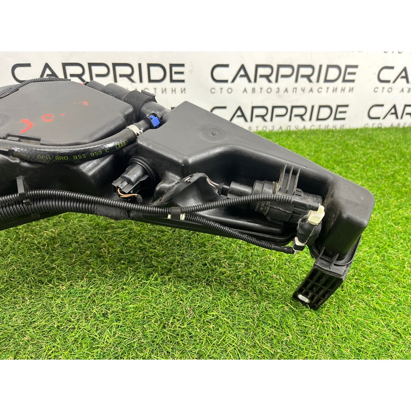 Бачок омывателя (кузов и элементы) AUDI Q5 8R 2012 3.2 CALB 8R0955453B