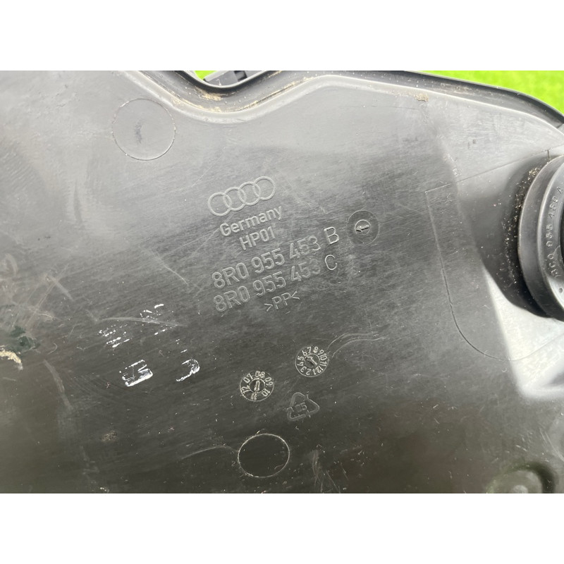 Бачок омывателя (кузов и элементы) AUDI Q5 8R 2012 3.2 CALB 8R0955453B