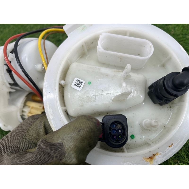 Топливный насос (топливная система) AUDI A4 B9 2017 2.0 DBPA 8W0919087AA