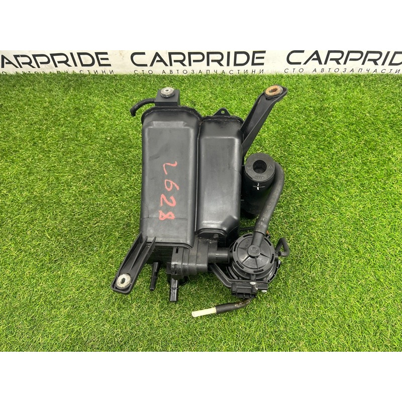 Абсорбер топливный (топливная система) Volkswagen Touareg NF 2013 3.6 7P0201801H