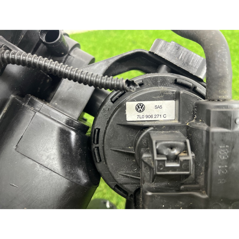 Абсорбер топливный (топливная система) Volkswagen Touareg NF 2013 3.6 7P0201801H