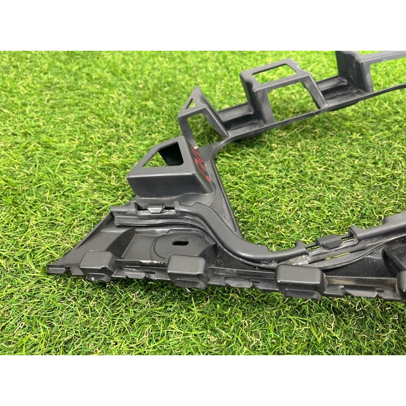 Крепление бампера (кузов и элементы) Volkswagen Touareg NF 2012 3.6 CGRA 7P6807376B