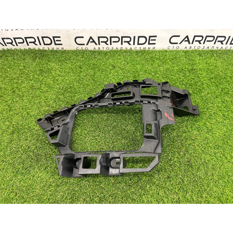 Крепление бампера (кузов и элементы) Volkswagen Touareg NF 2013 3.6 7P6807375B