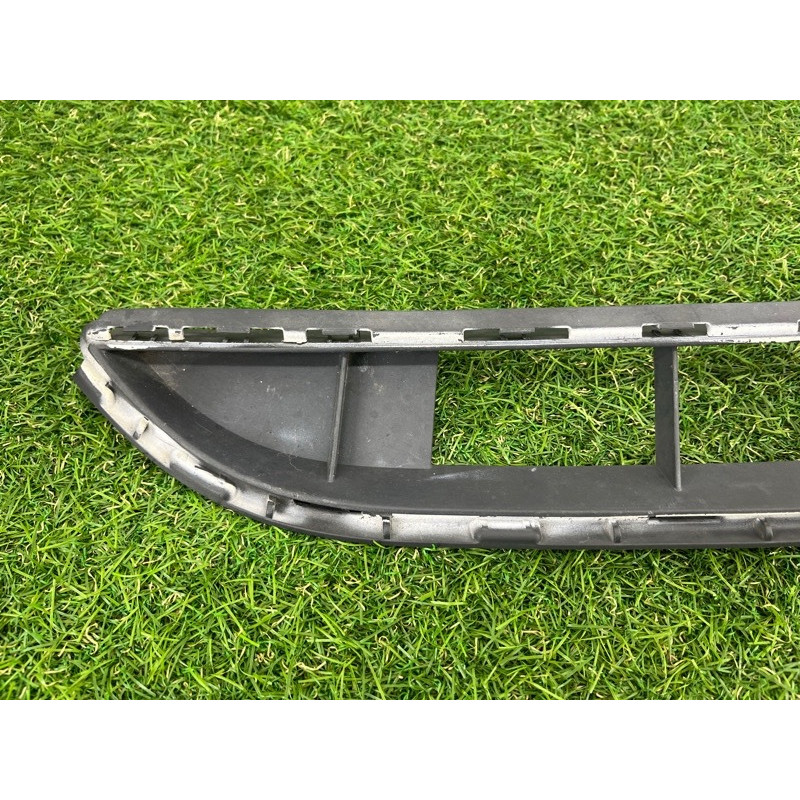 Решетка бампера (кузов и элементы) Volkswagen Touareg NF 2012 3.6 CGRA 7P68536739B9