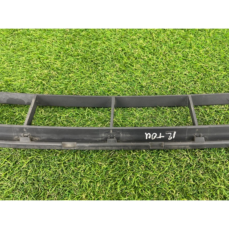 Решетка бампера (кузов и элементы) Volkswagen Touareg NF 2012 3.6 CGRA 7P68536739B9