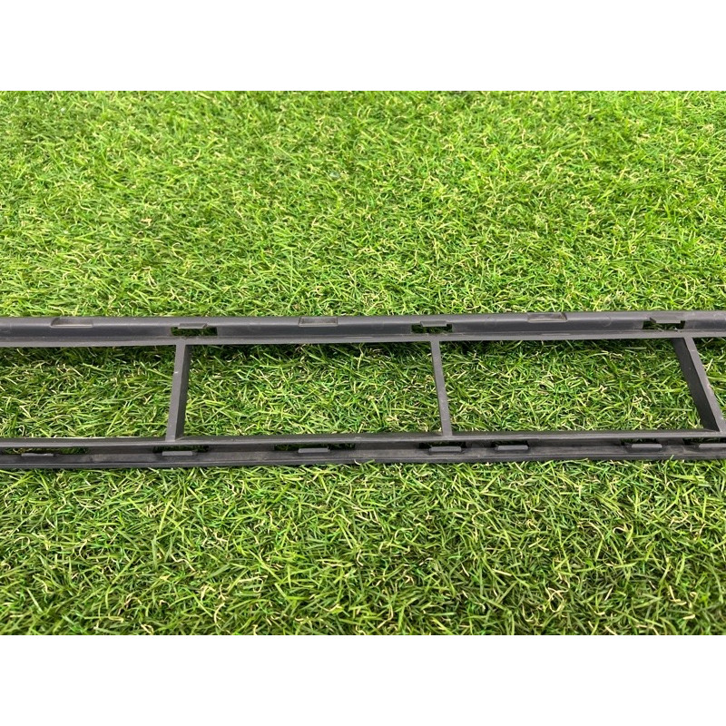 Решетка бампера (кузов и элементы) Volkswagen Touareg NF 2012 3.6 CGRA 7P68536739B9