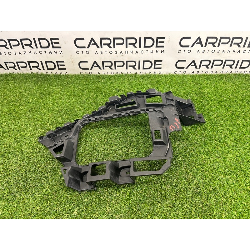 Крепление бампера (кузов и элементы) Volkswagen Touareg NF 2012 3.6 CGRA 7P6807375B