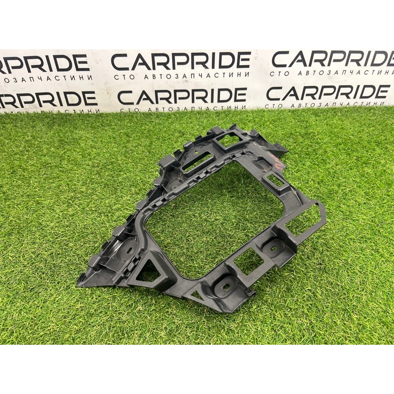 Крепление бампера (кузов и элементы) Volkswagen Touareg NF 2012 3.6 CGRA 7P6807375B